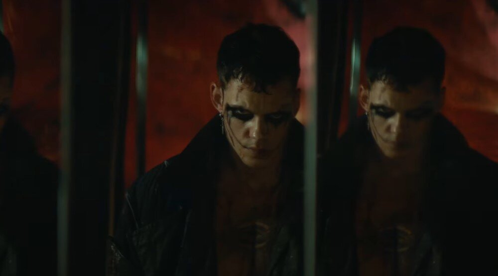     Кадр из фильма «Ворон» (2024)