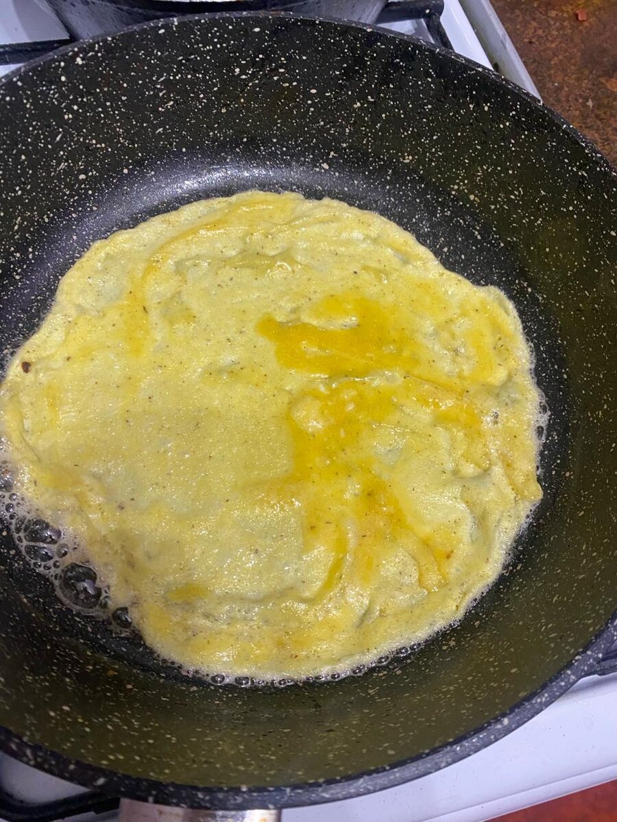 Выпекаем тонкие блины