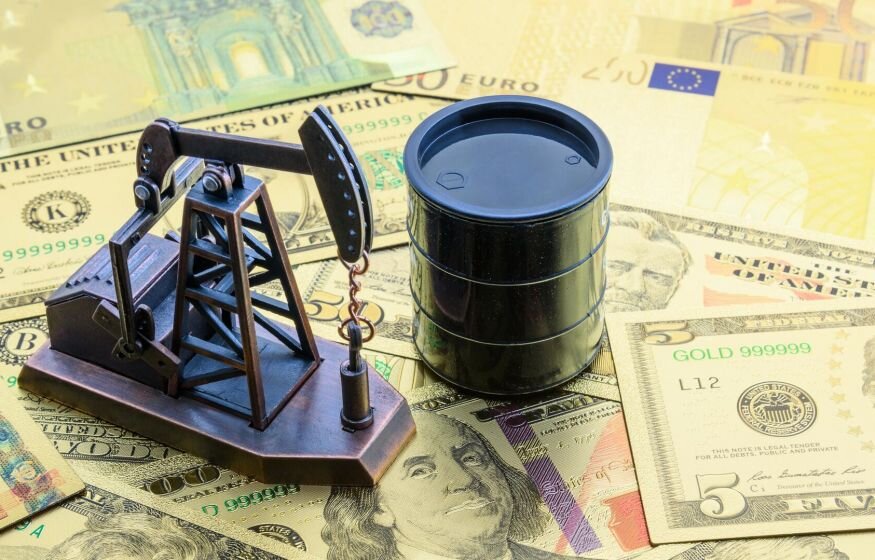    «Помогли подзаработать»: Цена на нефть резко возросла после атаки дронов на нефтезаводы России