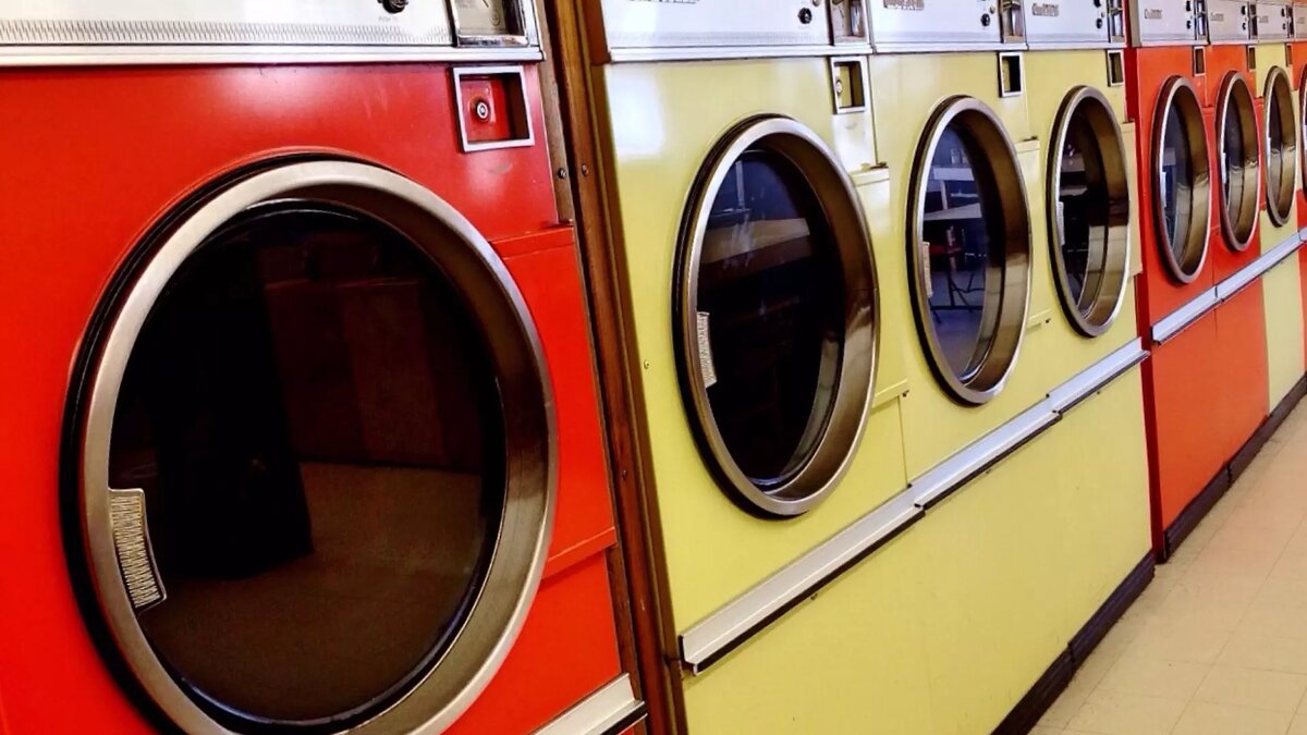     В Ростовской области донецкий завод начнет производить кондиционеры и стиральные машины, об этом сообщил губернатор региона Василий Голубев.