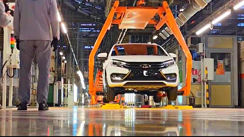 Спрашивается, зачем такие выпускали, если сейчас их не покупают