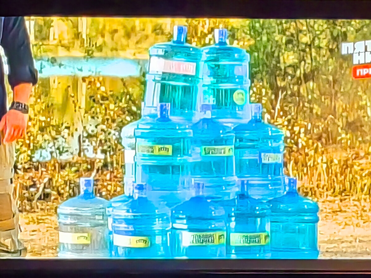 Фартук шоу кондитер. Утро пятницы ведущие. Телепередачи на пятнице. Рабы любви шоу на пятнице. Утро пятницы.