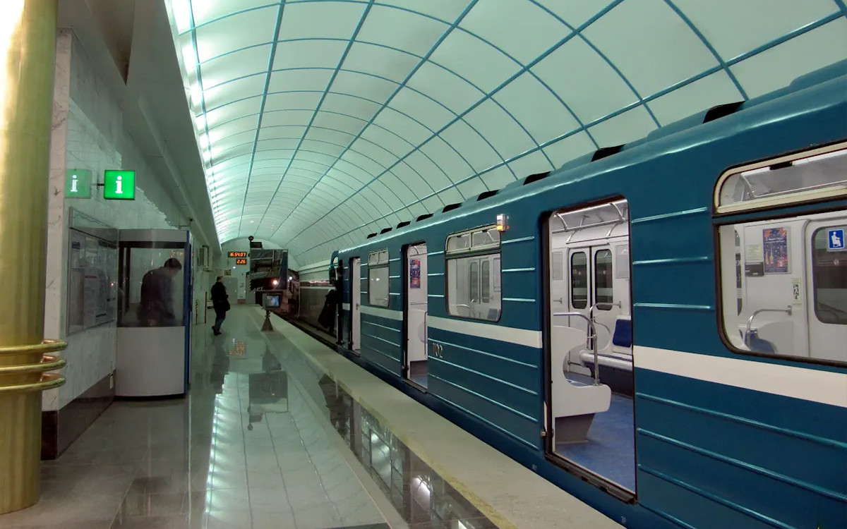 Движение между станциями московского метро "Автозаводская" и "Орехово" возобнови