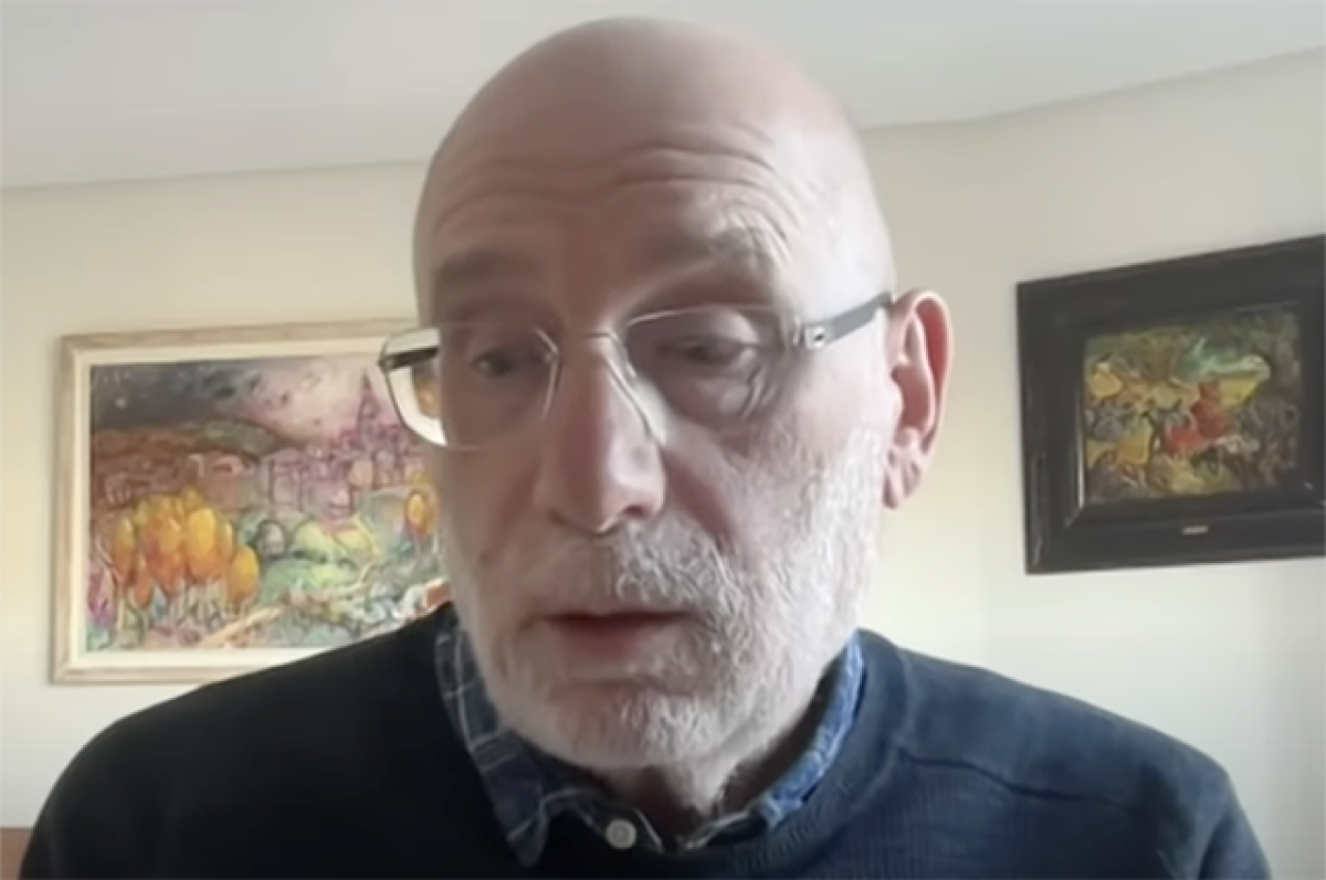    Борис Акунин.