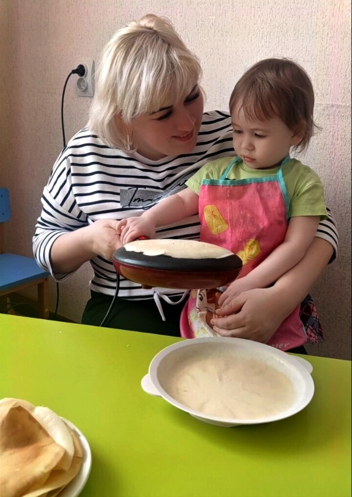 Так что у нас все умеют печь блины 😂