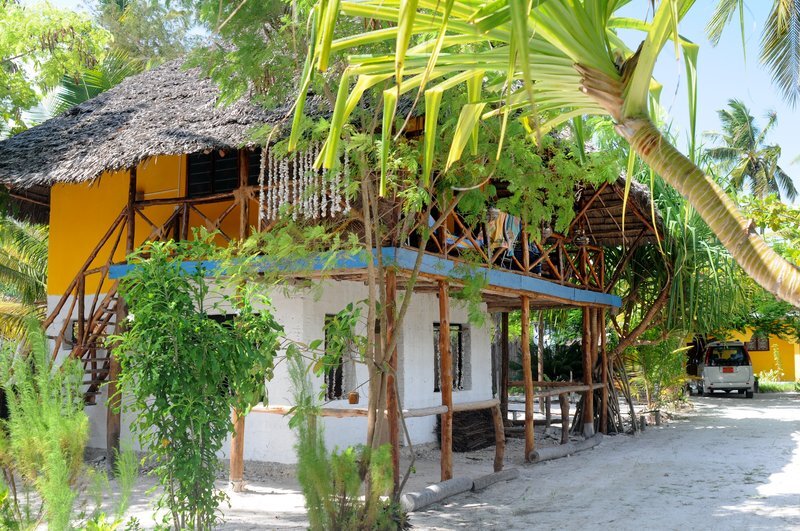 Соседнее бунгало в нашем кемпинге