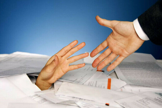 Как показывает судебная практика, 9 из 10 введенных процедур реструктуризации долгов заканчиваются признанием банкротом. Представление проекта плана кредитором вовсе не означает его обязательное утверждение в суде, даже если и финансовый управляющий будет согласен. 