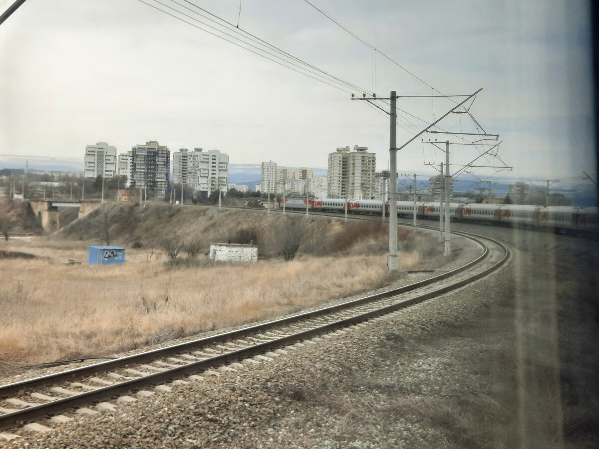 Первые вагоны поезда