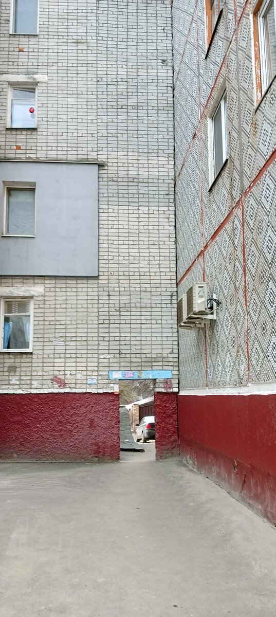 Вот такие удивительные "двери", вдруг попадаются на пути. 