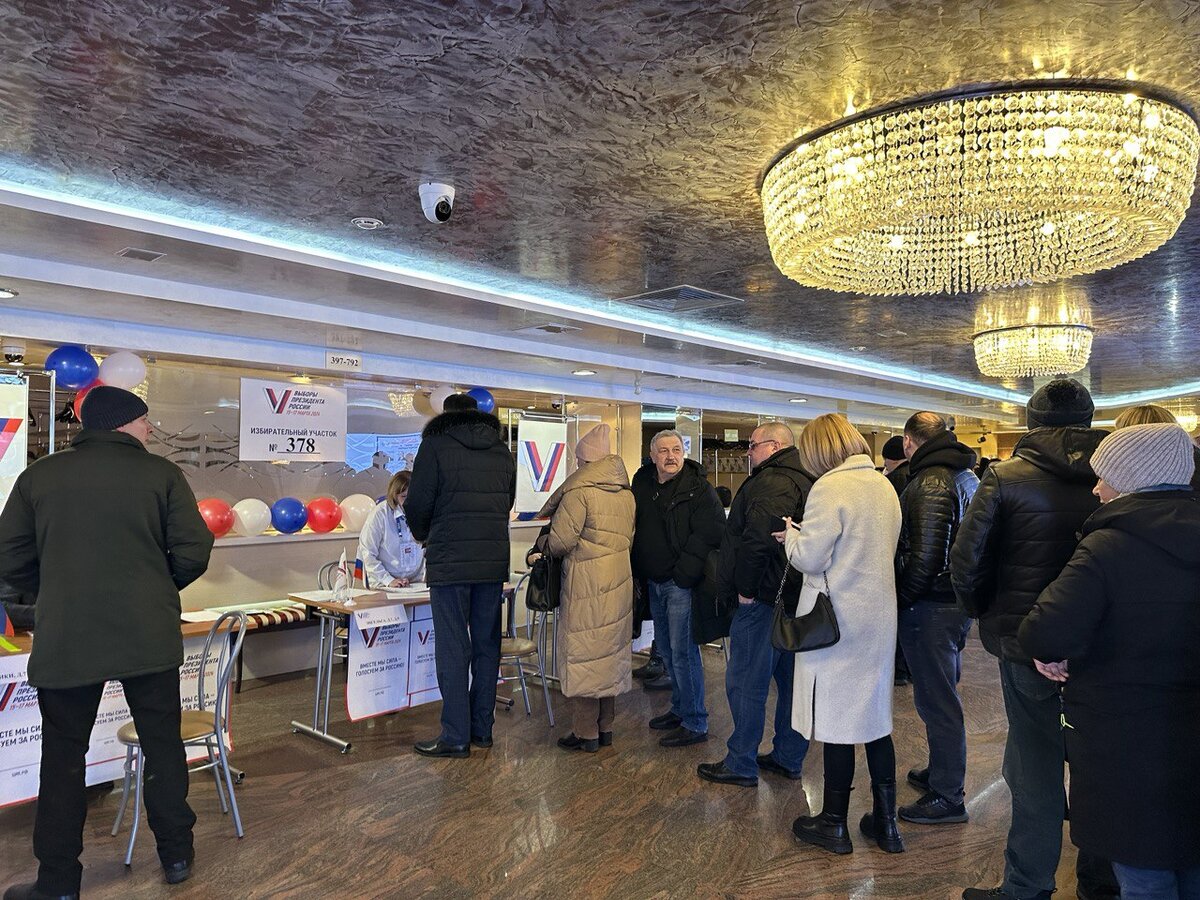    Представители медицинской династии Дмитрий и Светлана Аркуш одними из первых проголосовали на выборах в Сургуте