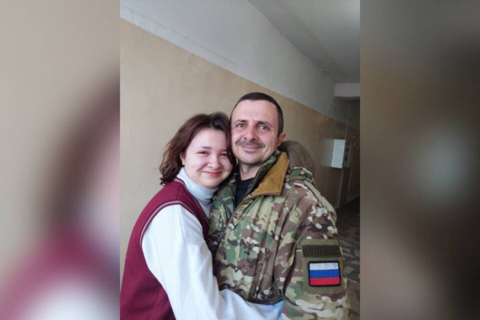    Получив отпуск, 45-летний Павел Антипин решил устроить сюрприз для семьи, приехав домой без предупреждения. Фото: из личного архива героев публикации