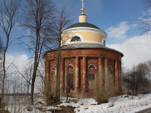 Церковь Спаса Преображения в селе Брынь