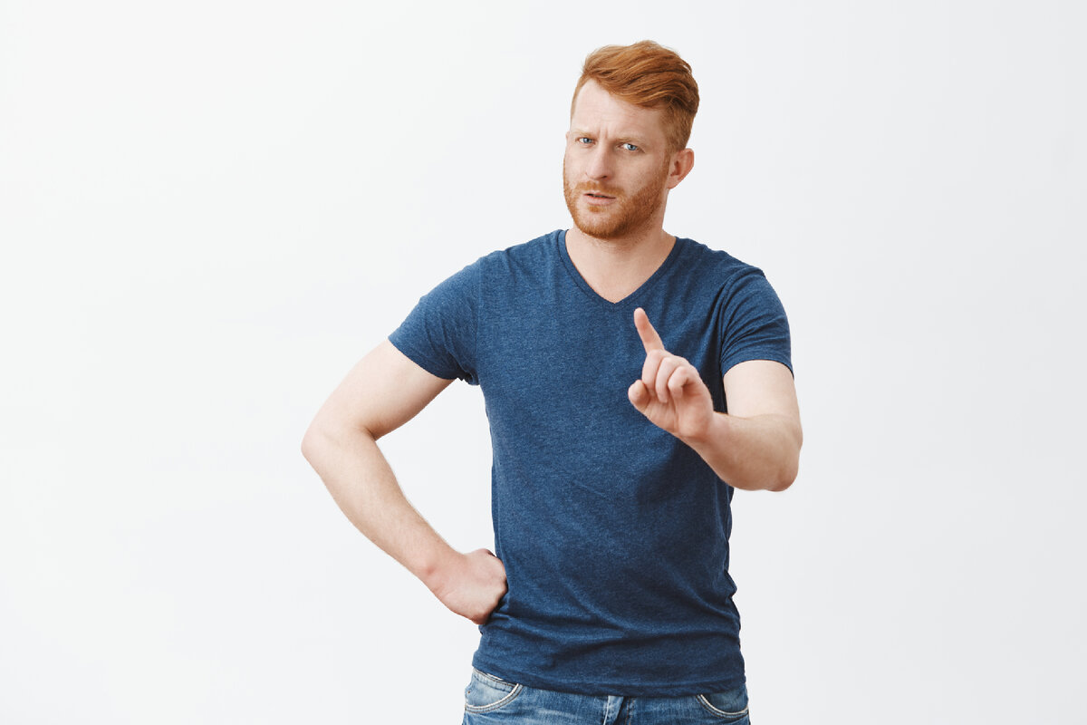 <a href="https://ru.freepik.com/free-photo/hold-on-i-forbid-you-strict-serious-looking-young-dad-with-ginger-hair-and-beard-waving-index-finger-and-staring-displeased-saying-no-or-not-holding-hand-on-waist-scolding-child_10402160.htm#fromView=search&page=1&position=42&uuid=46634c62-b6e4-43ab-a4ce-3da936121413">Изображение от cookie_studio</a> на Freepik
