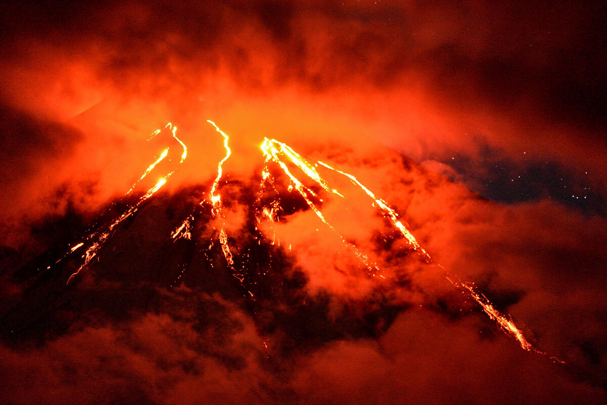 Извержение Ключевской сопки