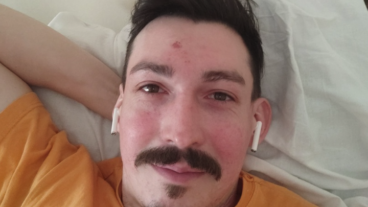 На больничной койке. Фото предоставлено Валентином Гордеевым. 