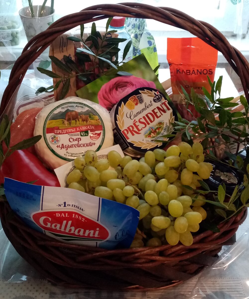 Это не моя вчерашняя добыча, но фотка моя, да-а-авняя. Это вообще-то доставка было, одна из фоток для отчёта