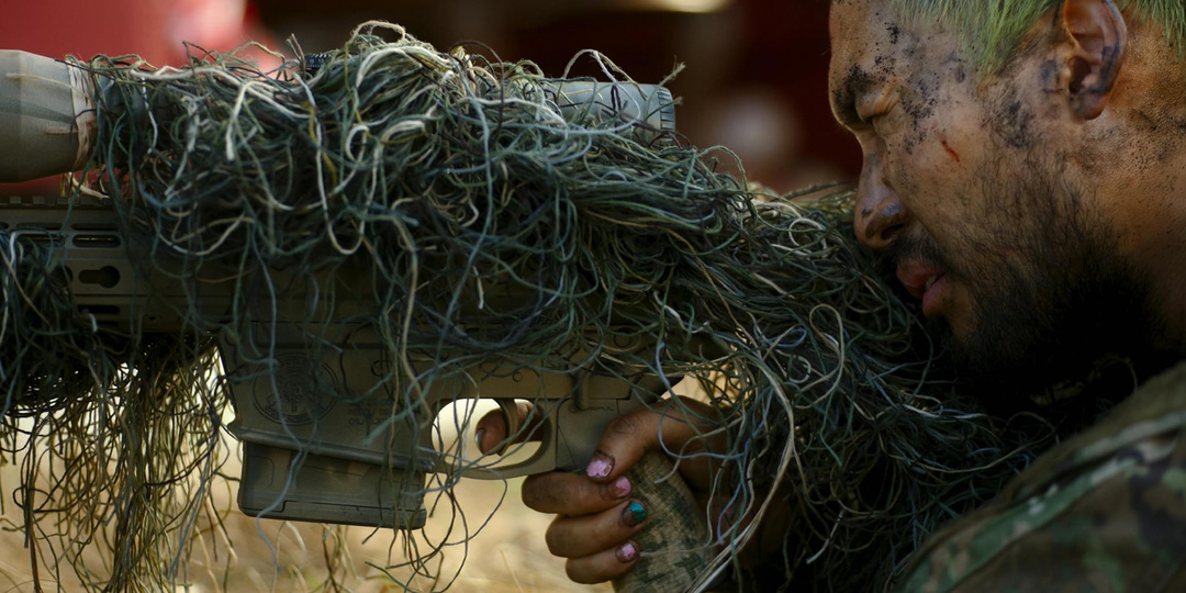 "Падение империи" - очень напряженный фильм предупреждение