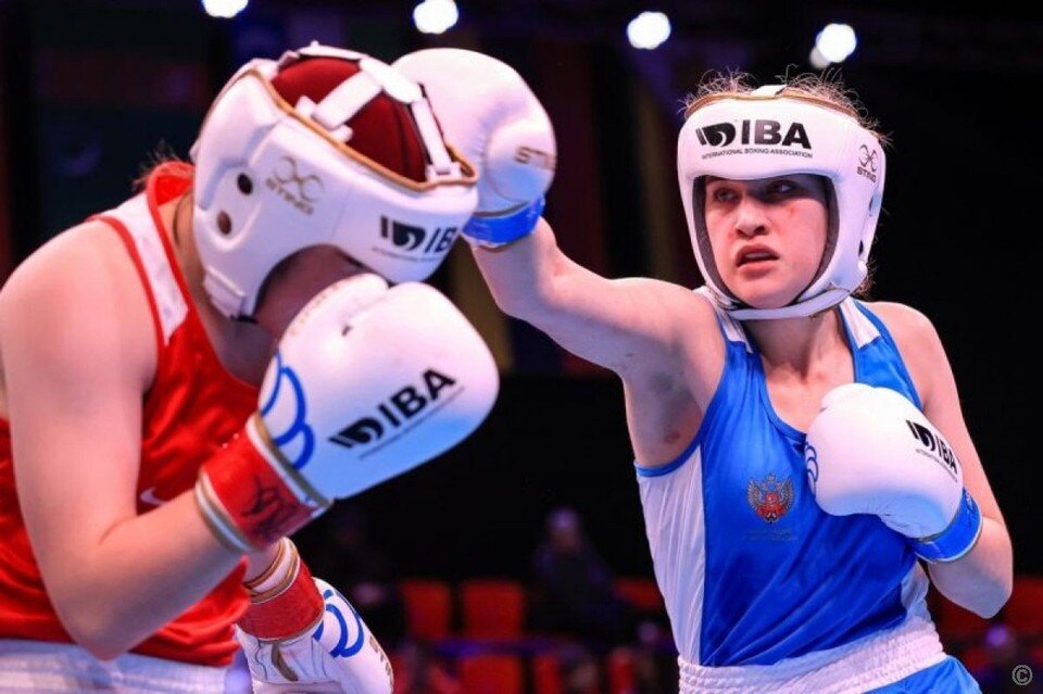    В соревнованиях приняли участие две спортсменки из Барнаула пресс-службы администрации Барнаула