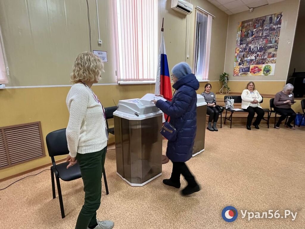    Основной поток желающих был утром. Какова обстановка на избирательных участках в Орске?