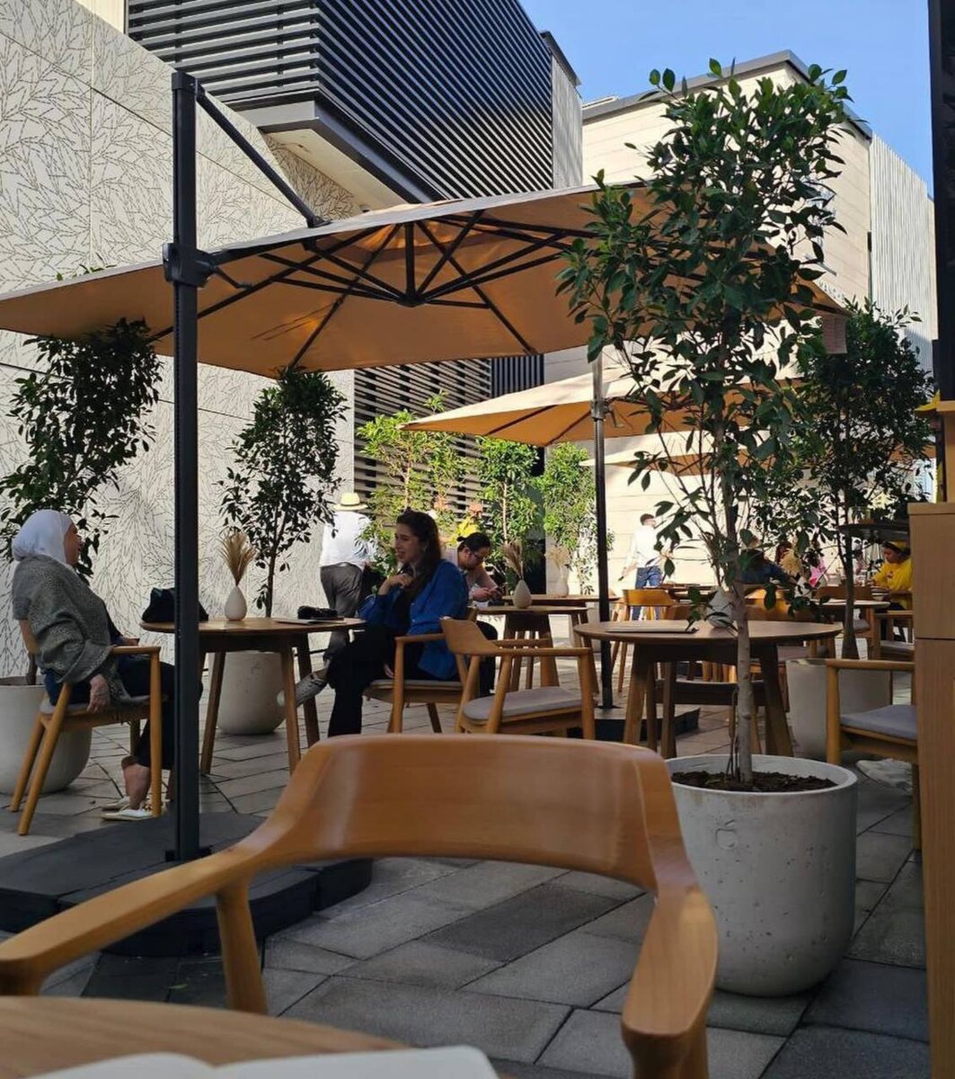 В топовом месте Дубая открылась вторая блинная родом из Волгограда ...