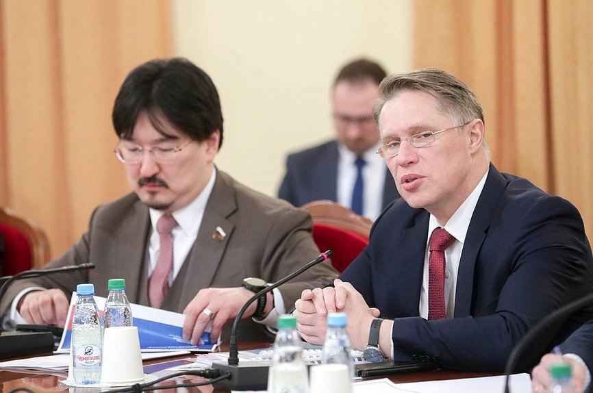 Источник: http://duma.gov.ru/multimedia/photo/100625/