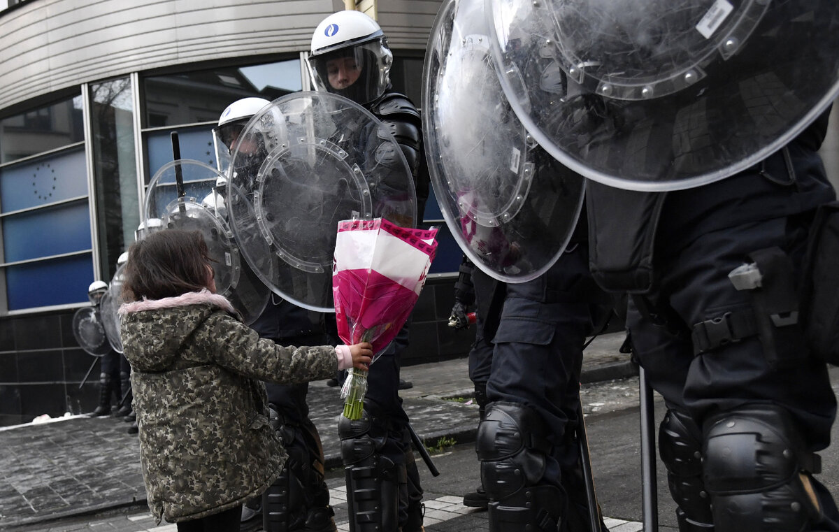 © AP Photo/Geert Vanden Wijngaert