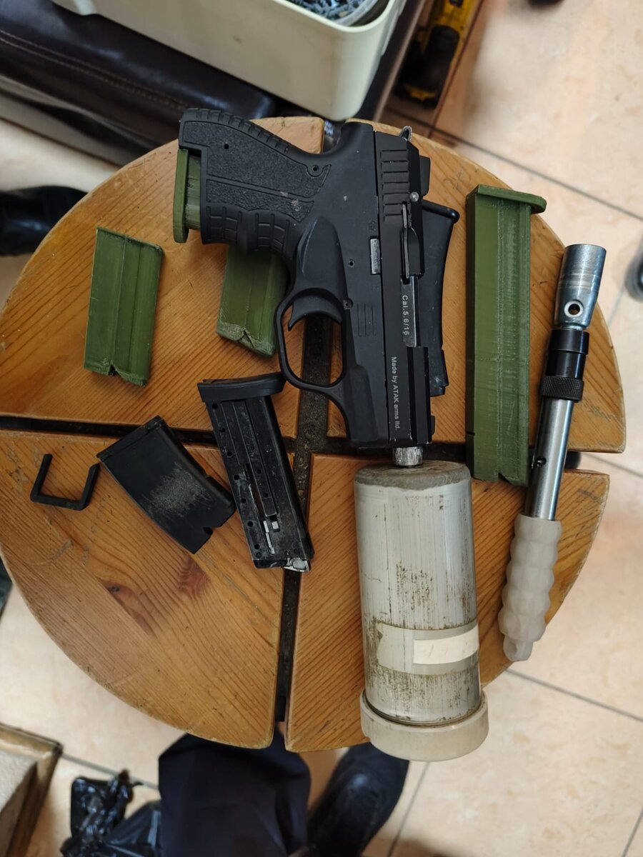    Ивановец обвиняется в незаконном сбыте огнестрельного оружия