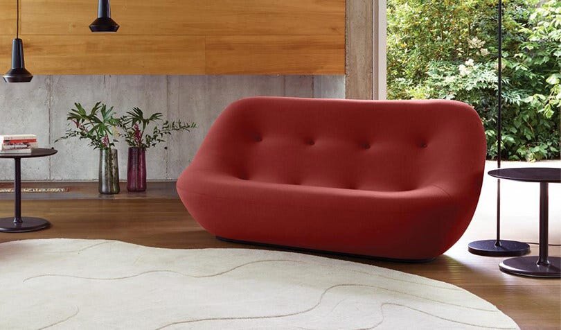 Ligne Roset - еще один ведущий французский мебельный бренд, который уже стал синонимом безупречного стиля и современной роскоши. Бренд был основан в 1860 году, почти 160 лет назад. 