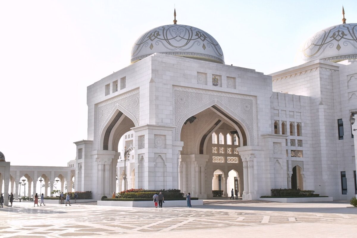 Каср Аль Ватан (Qasr Al Watan) - Дворец Нации в Абу-Даби. ОАЭ в марте