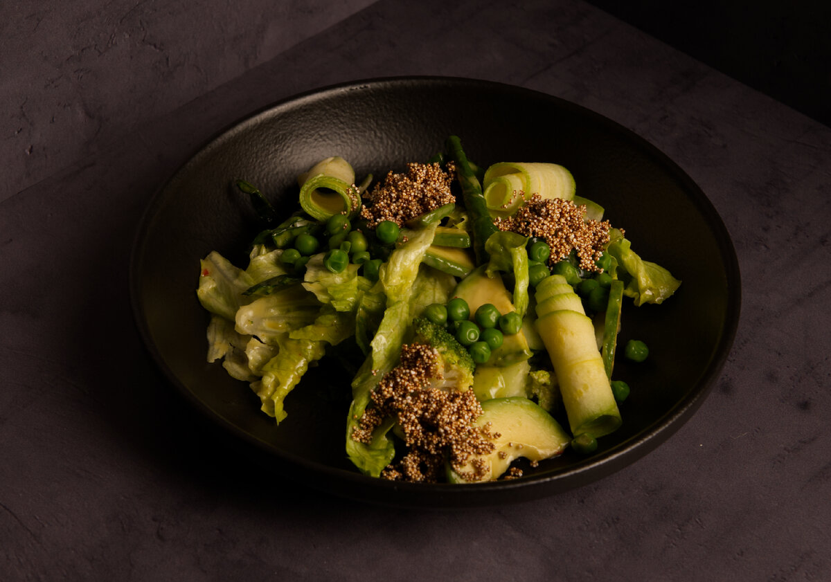 Зелёный салат, 350 рублей, Ресторан The Бык