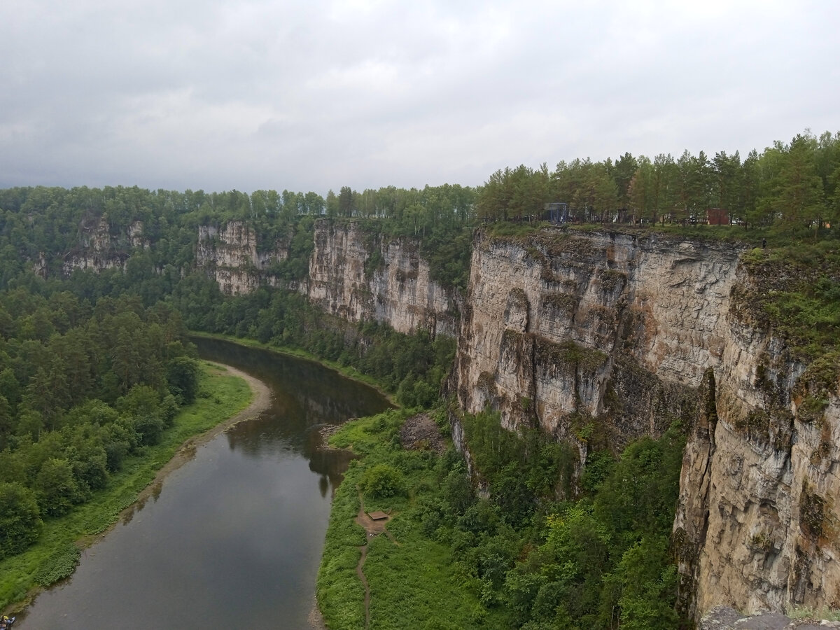 Самый популярный вид на Большие притёсы.