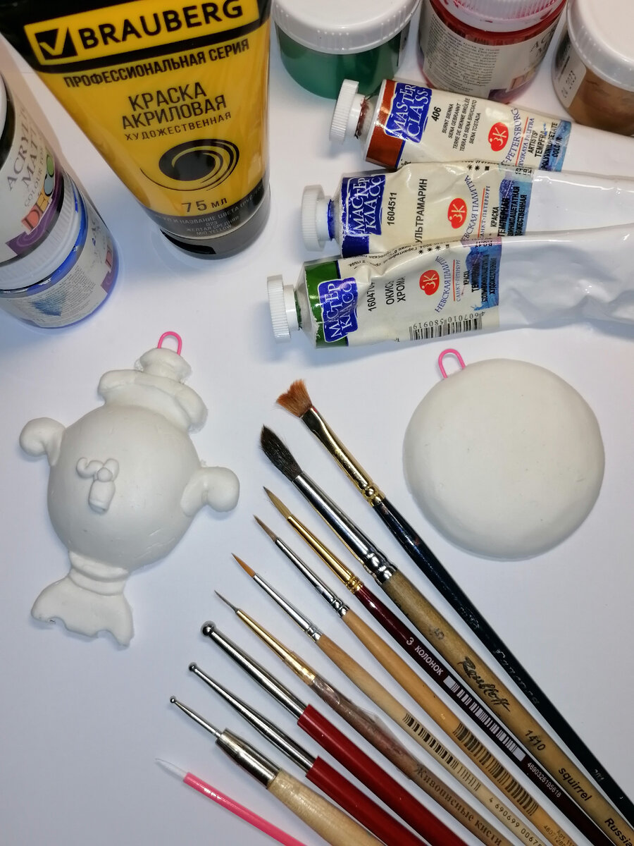 Инструменты и материаллы, которые мне понадобились в работе. 