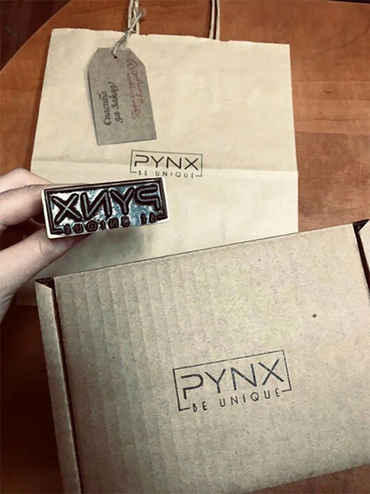 Штамп с логотипом для упаковки