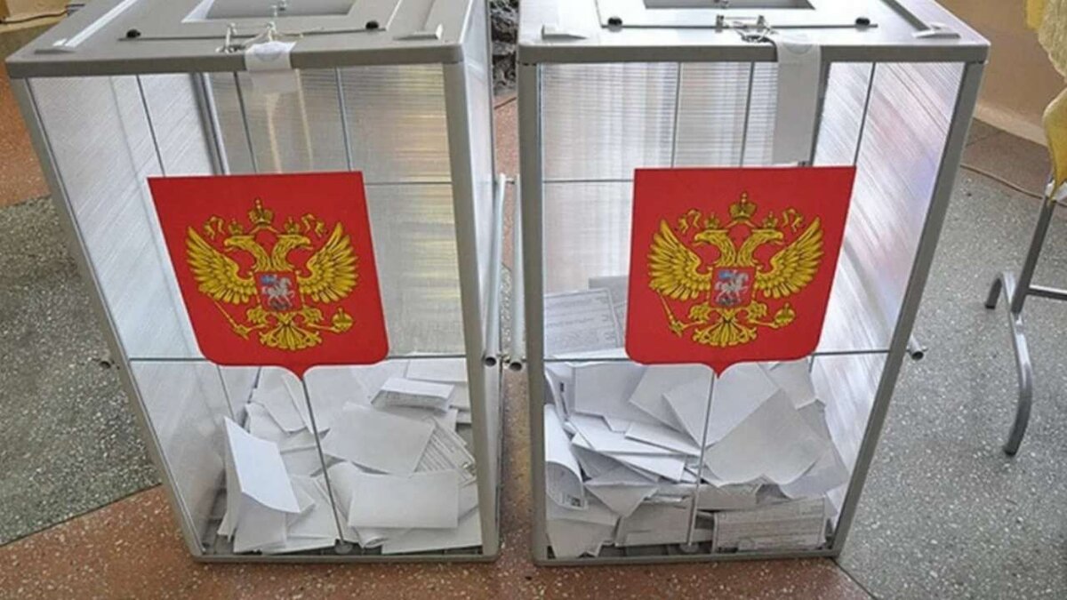    ЦИК зафиксировал пять случаев порчи урн для голосования на выборах президента