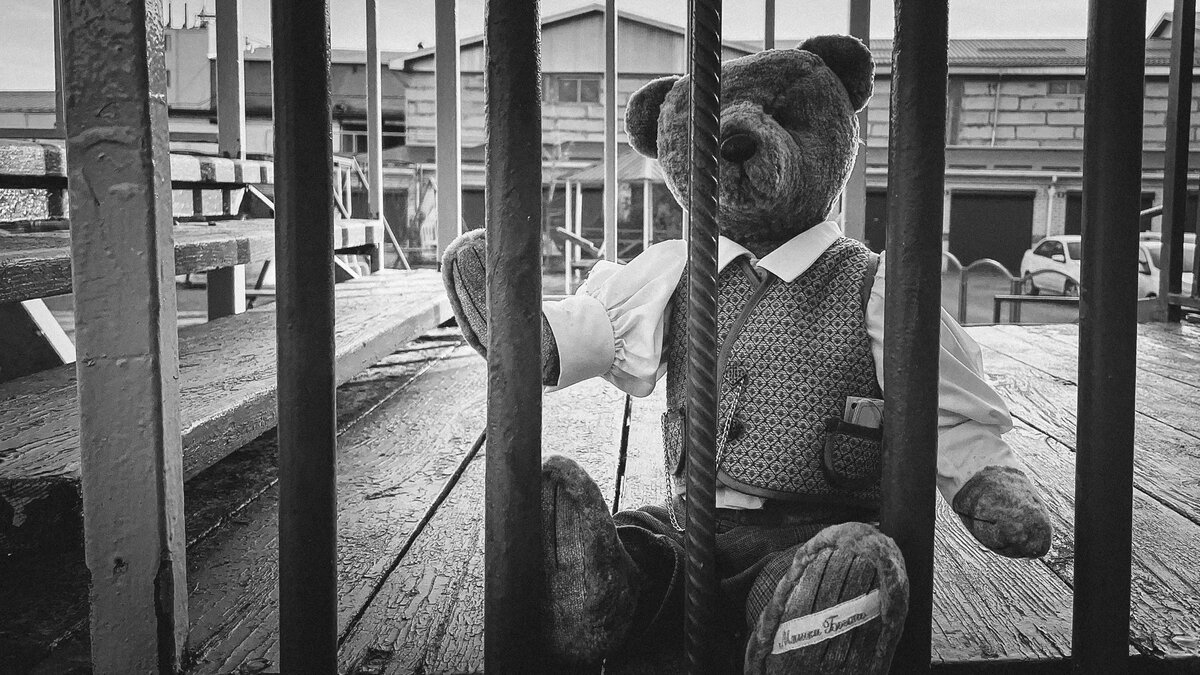     Врач-гинеколог Сергей Нефедов опубликовал фотографии своего ребенка, которого якобы избила няня внука одного из министров Нижегородской области. Также в личных соцсетях нижегородец добавил, что после произошедшего мальчика начали буллить в школе.