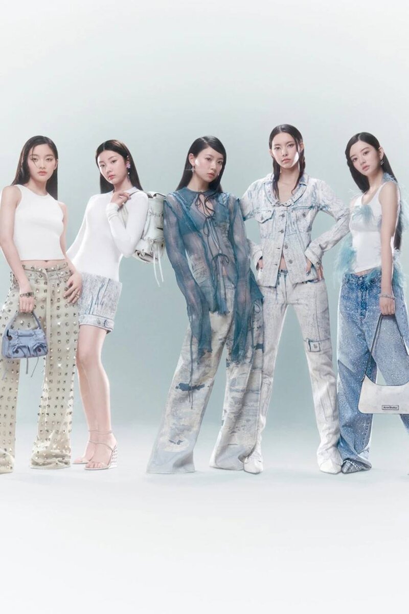    K-pop группа ILLIT снялась в рекламной кампании Acne Studios (фото 1)