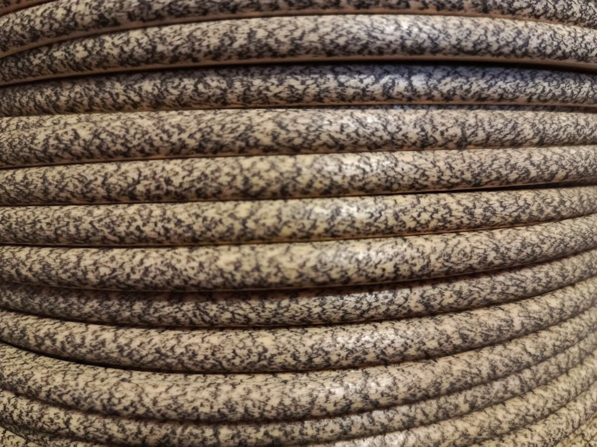 Сечение: полутрубка