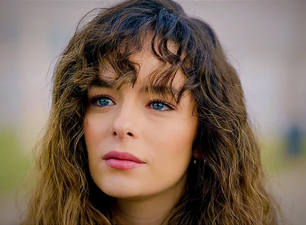 Бусе Мерал, сериал "Беспощадный" 