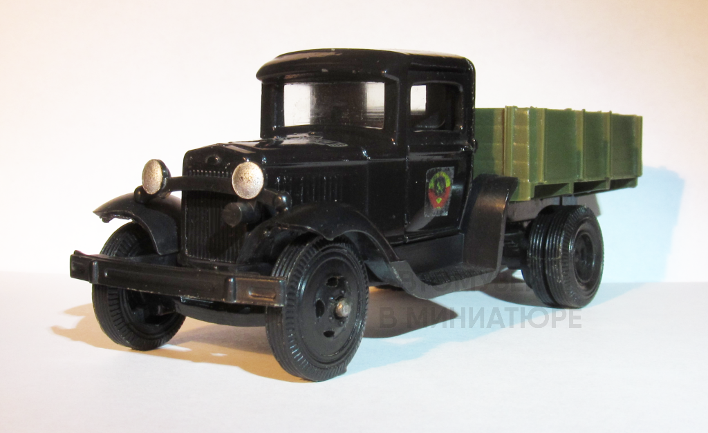 Модель ГАЗ-АА (60) (завод «Двигатель») из коллекции автора