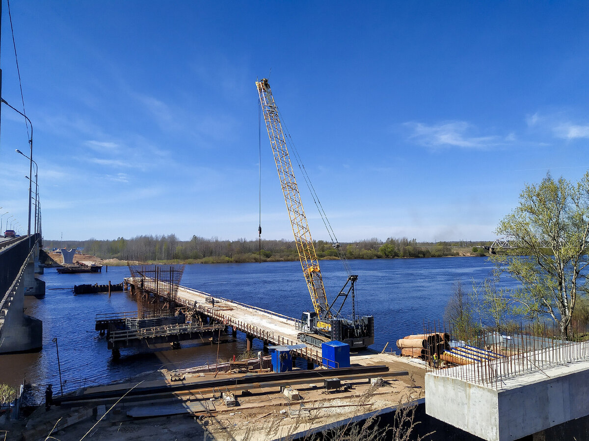 © Натан Стребков / Wikimedia Commons / CC BY-SA 4.0 (Строительство нового моста, 2021 г.)