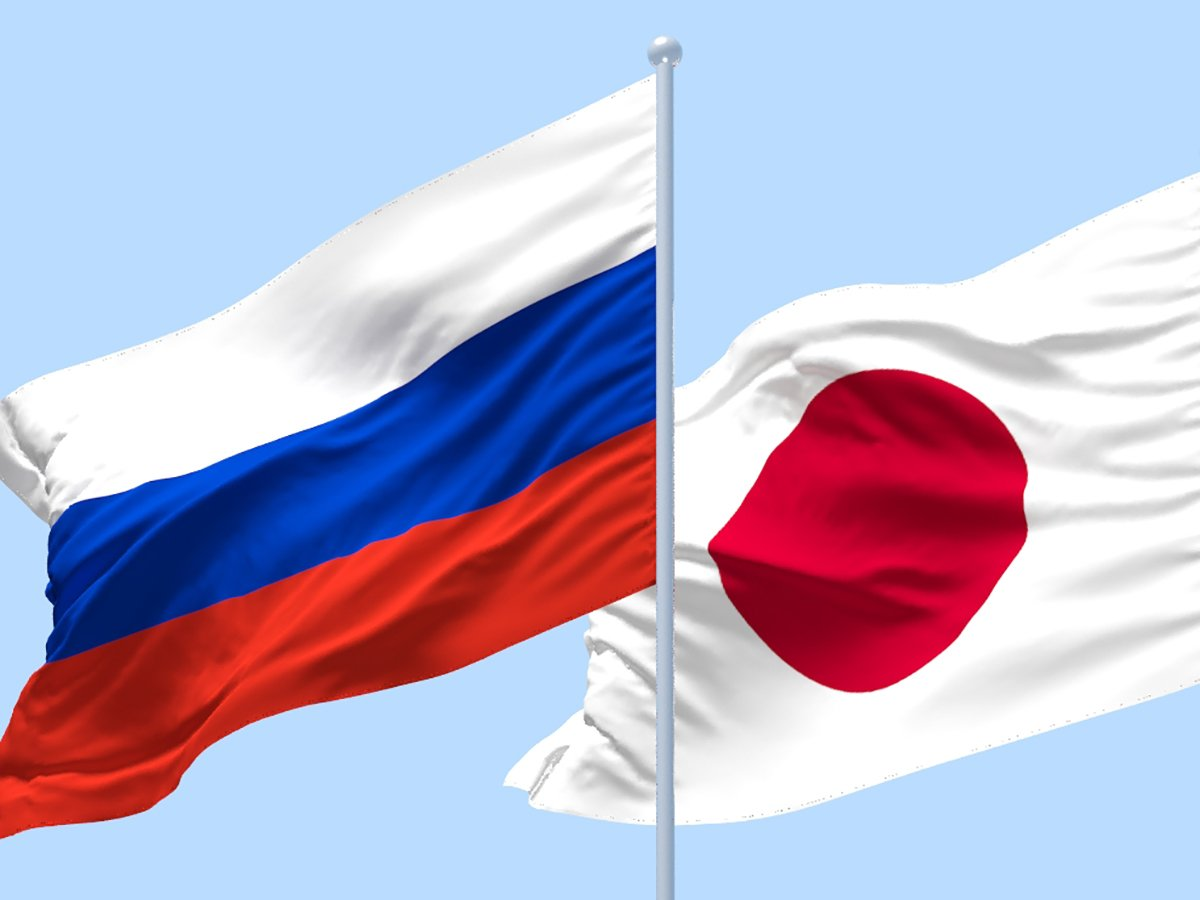 Флаги России и Японии