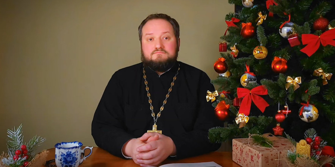 ПОЧЕМУ НЕЛЬЗЯ НОСИТЬ СЕРЬГИ В ВИДЕ КРЕСТА 🔥⁉️ Отвечает Священник Владислав Береговой