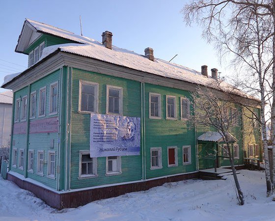 В этом доме родился будущий поэт