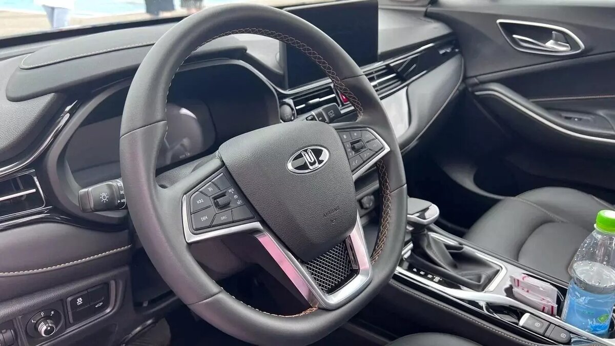     Казанский «Метроэлектротранс» требует поставить ему четыре внедорожника «Москвич-3» и два Haval Jolion. На все это выделяется 13,4 млн рублей. Соответствующая информация появилась на портале госзакупок.