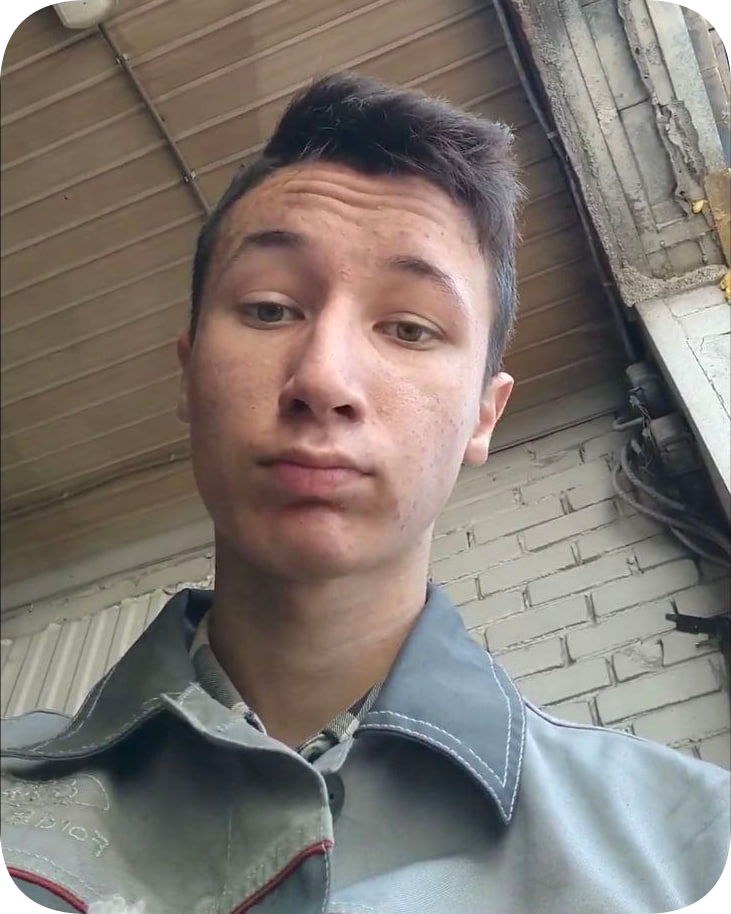 Тут мне где-то 15 лет, до этого фотографий не нашёл)) (видео в тгк)