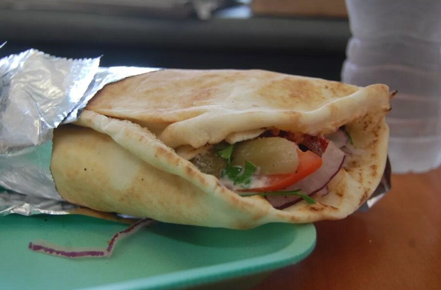 CC BY-SA 2.0 / stu_spivack / shawarma