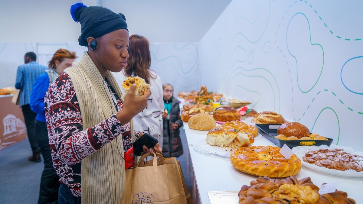    Иностранные эксперты оценили праздничную атмосферу на Фестивале хлеба