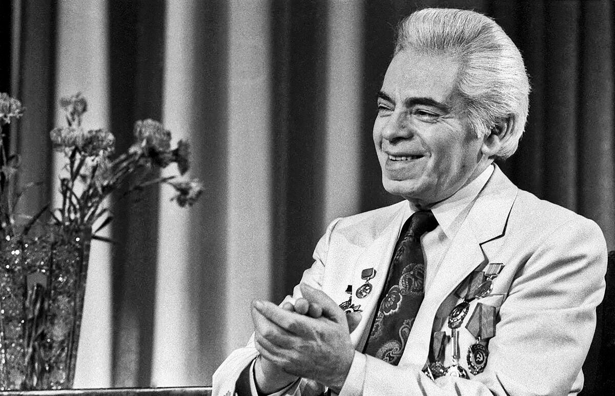 © фото Яндекс картинки | 🎭 Аркадий Райкин:💖 жизнь и творчество великого артиста 🌟