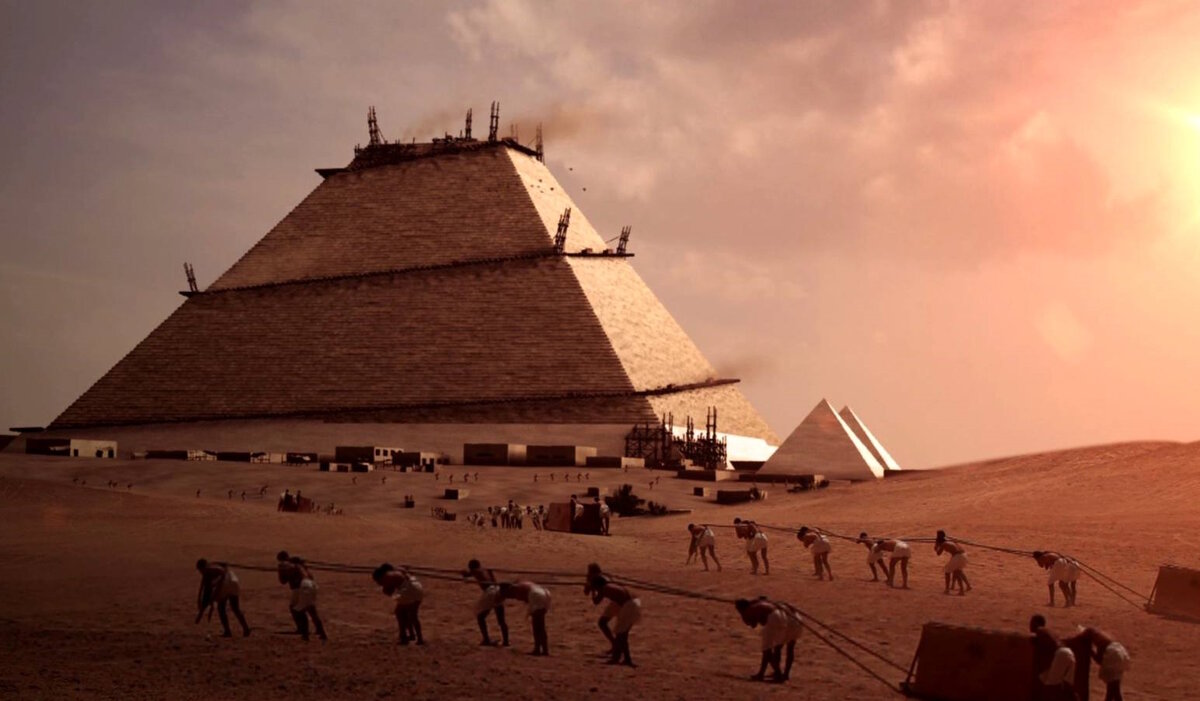 Представляете масштаб строительства?
Источник фото: https://techcraftools.ru/wp-content/uploads/2022/08/foto_stroitelstvo_egipetskix_piramid_kak_eto_bilo_1_20190514_1796806698.jpg