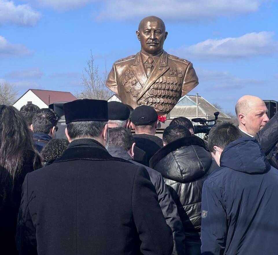12 марта 2024 года на Ставрополье в селе Эдиссия прошла тожественная церемония по открытию бюста славного сына армянского народа, легендарного маршала Советского  Союза дважды Героя Советского  Союза-17